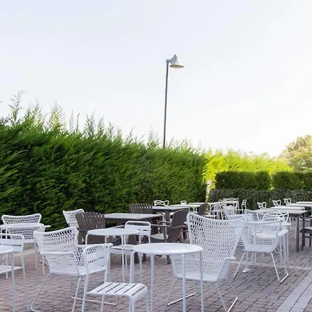 Montemezzi 4* Vigasio