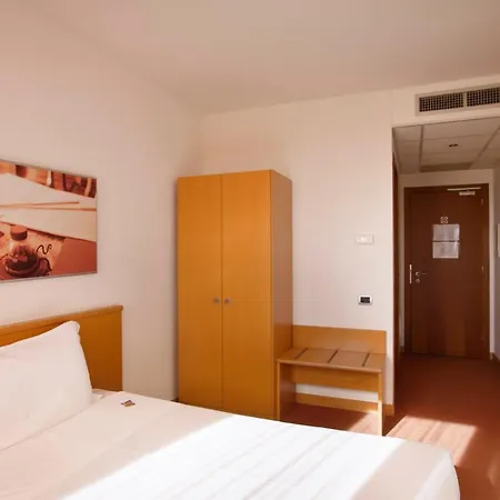 Montemezzi 4*
