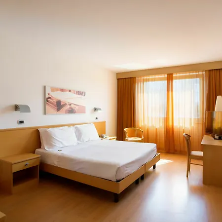 Montemezzi 4*