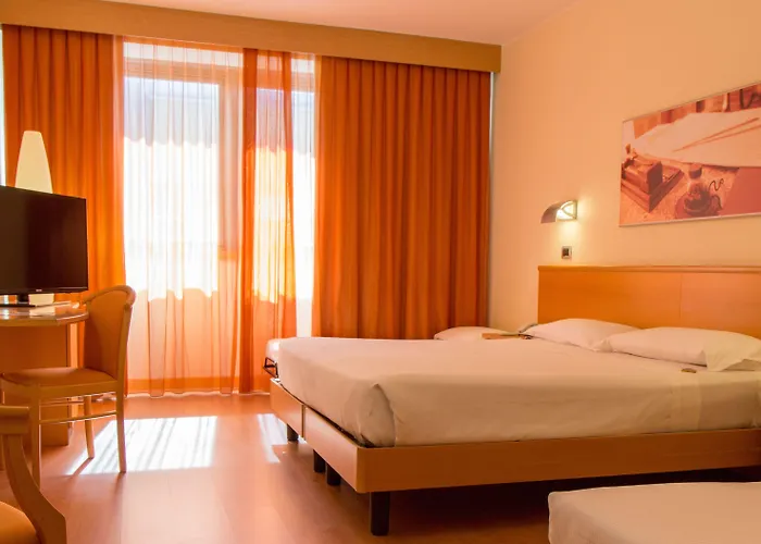 Montemezzi فندق فيغاسيو