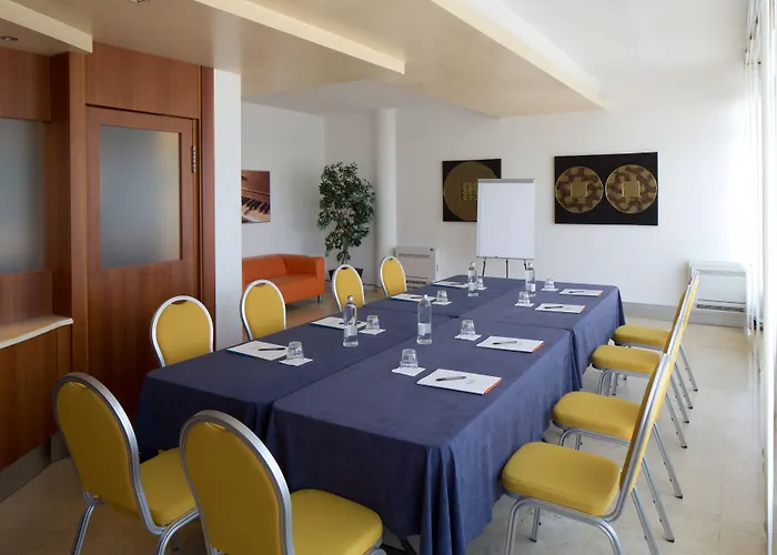 Montemezzi 4* فيغاسيو